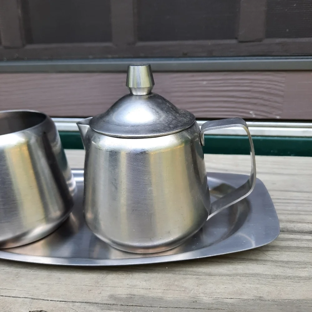 Vintage Oneida 18/8 Stainless Steel Astrid Creamer And Covered Sugar Bowl Set